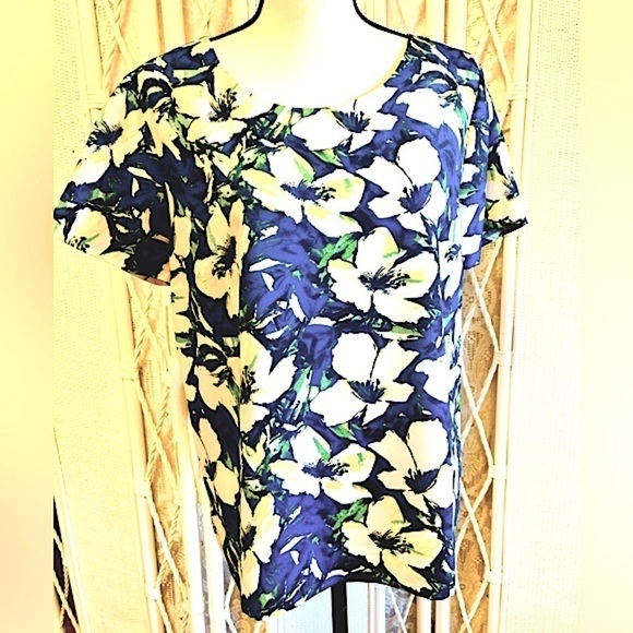 J. Crew Factory Top Blouse Blue White Yellow Floral Short Sleeve size Medium - Picture 3 of 16